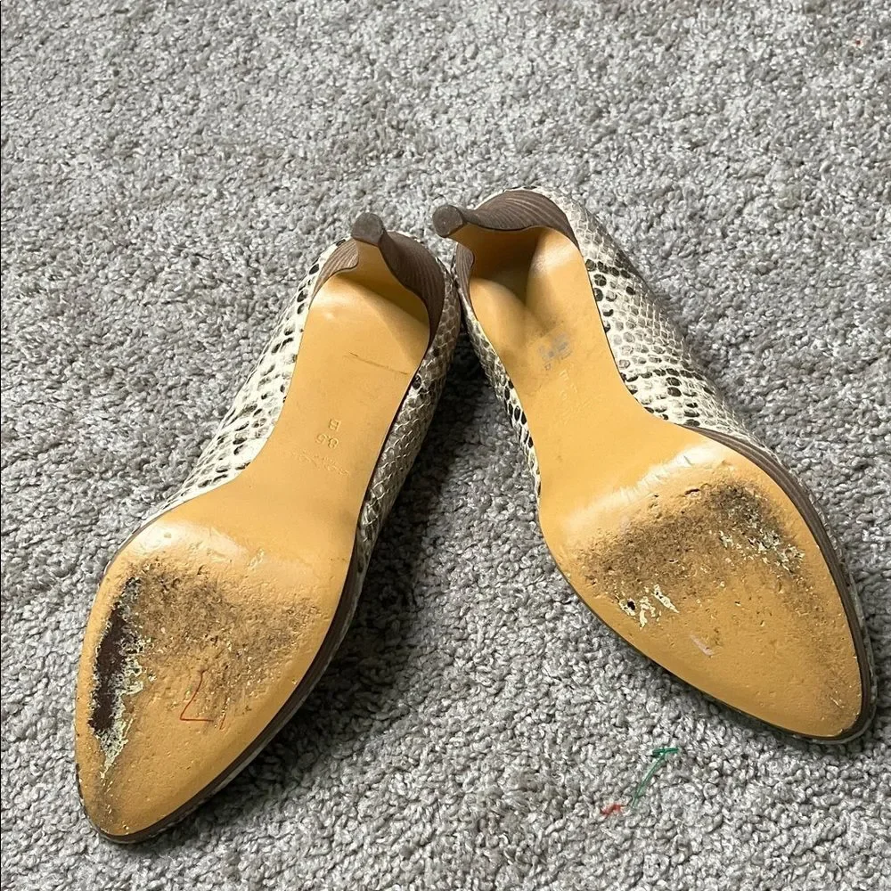 Coach Beige and Black Snakeskin Heels Size 8-1/2 EUC